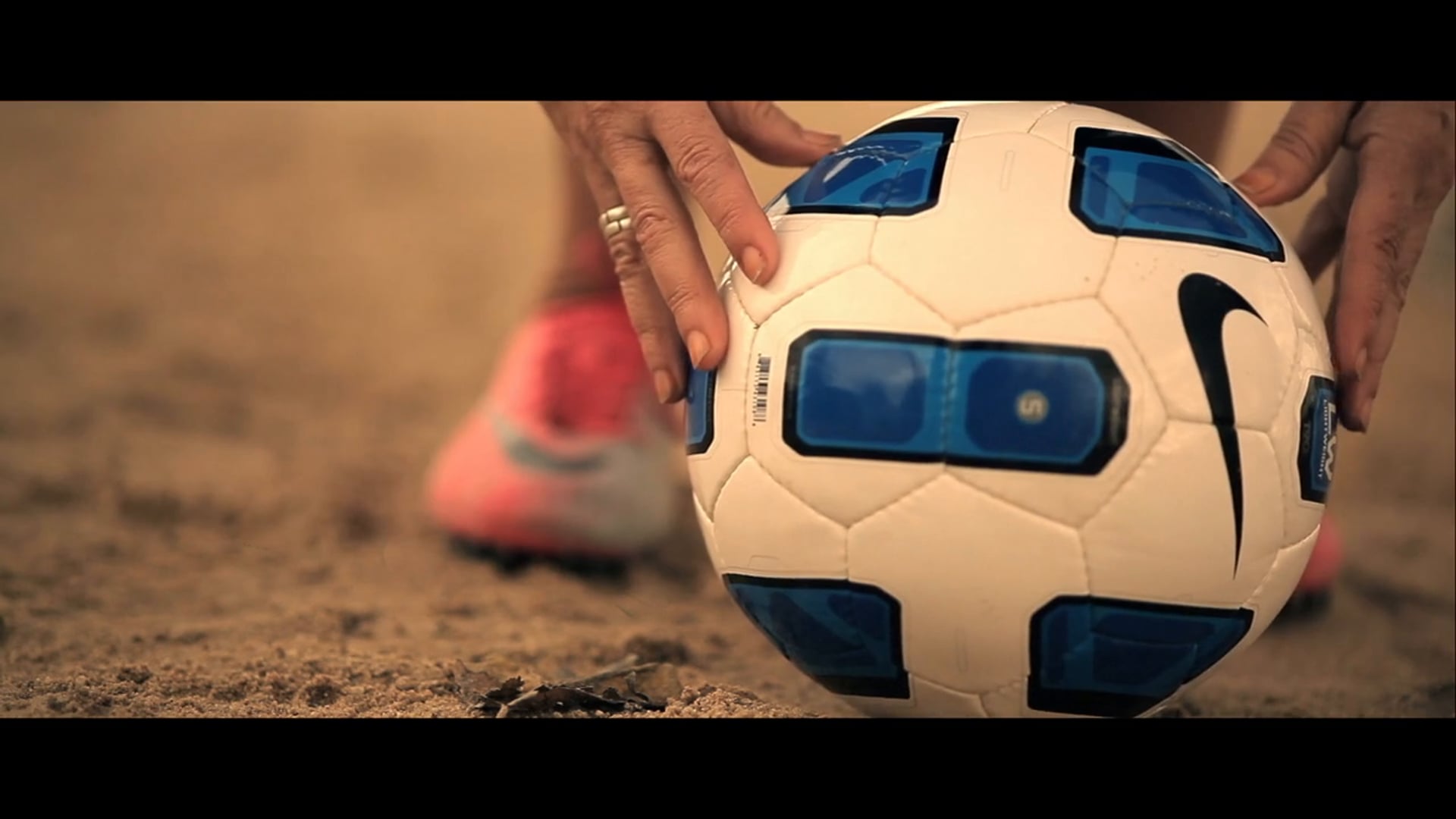 LIBRE DIRECTO (Free Kick)